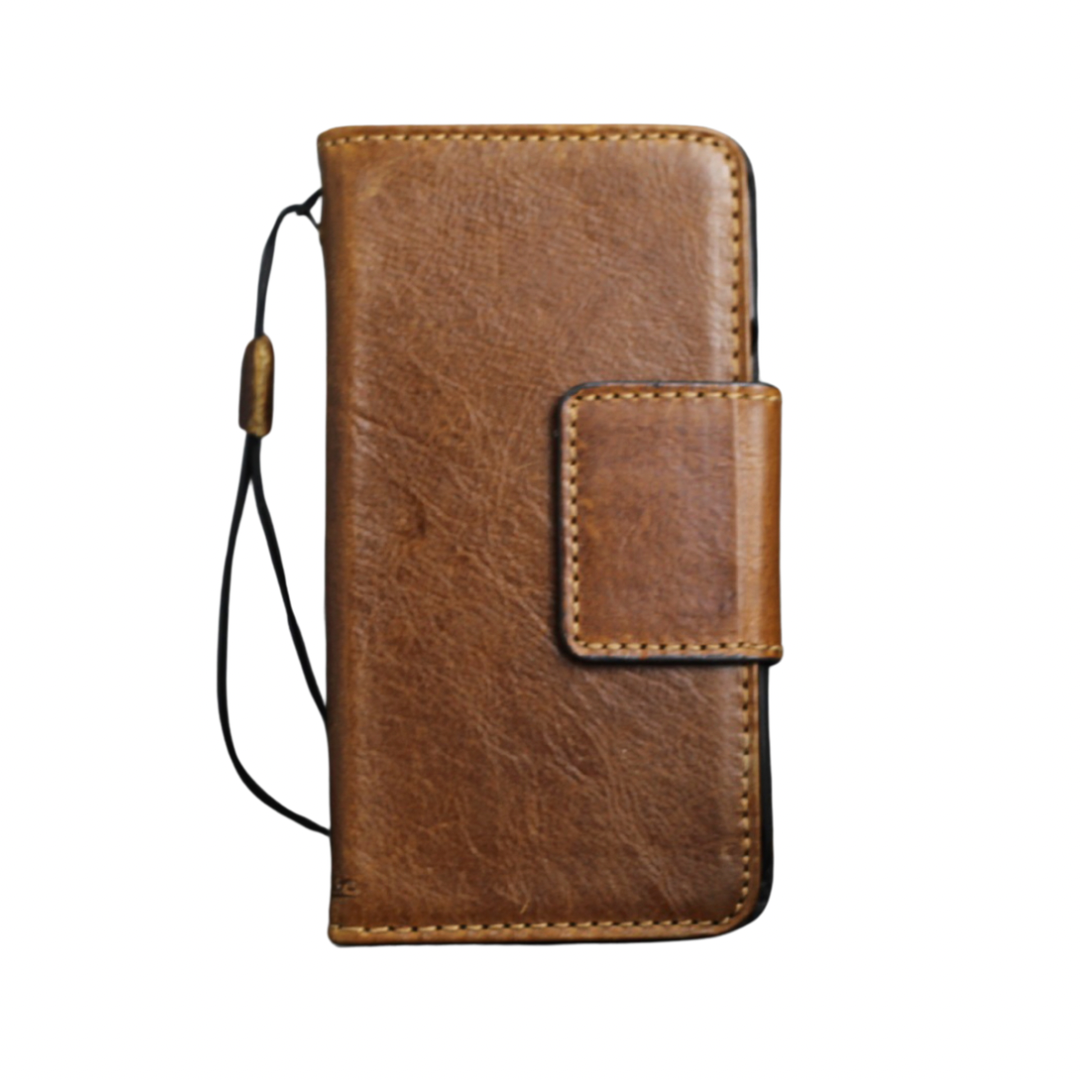 ARICHI Handmade Leather iPhone Case – Tan Finish, Magnetic Clasp, Card Slots, Wireless Charging, for iPhone 11–17 Pro Max Wallet