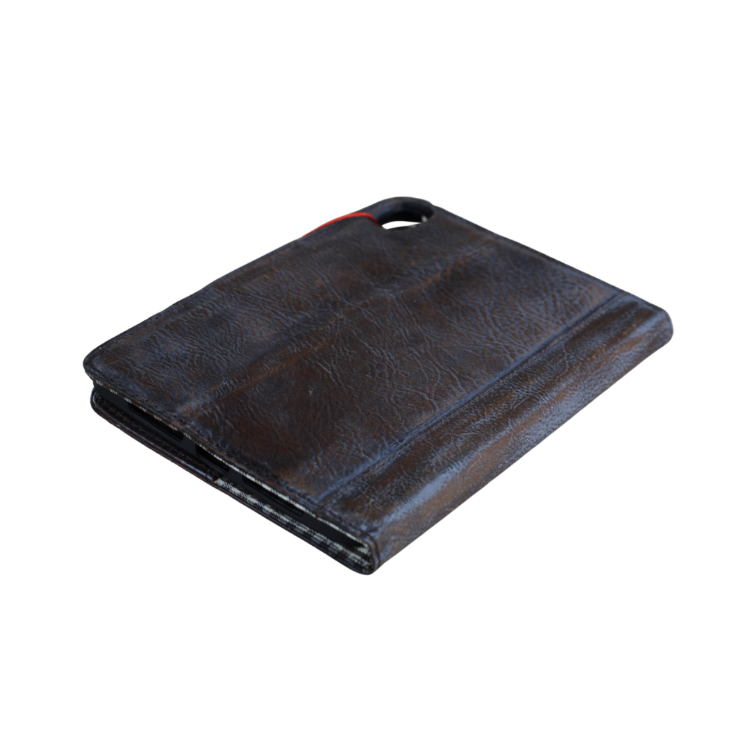 ARICHI Handmade Leather iPad Case – Embossed, Hand-Stitched, Magnetic Closure, Vintage Style